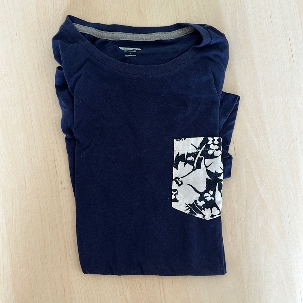Multiple Old Navy T-Shirts for sale!